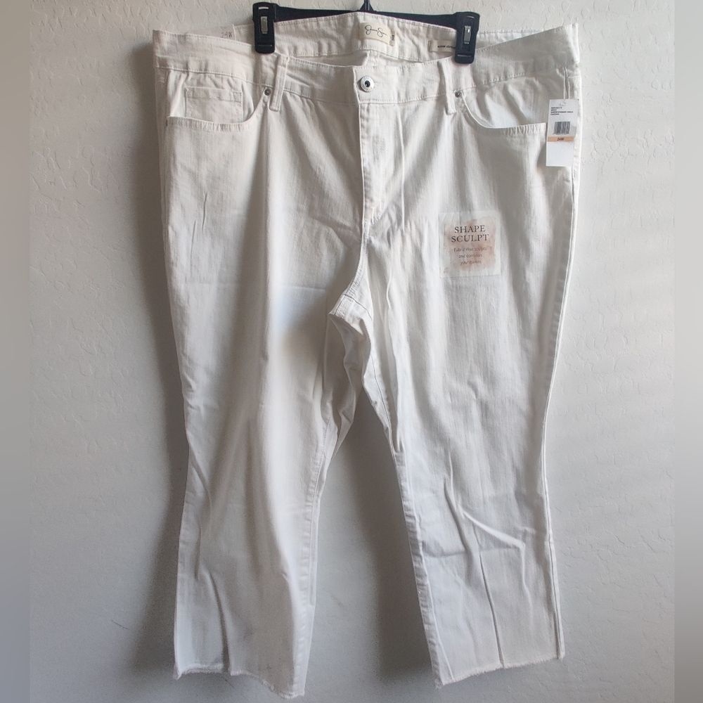 🆕 Jessica Simpson plus size curvy shape White Straight Leg Ankle Jeans_24W